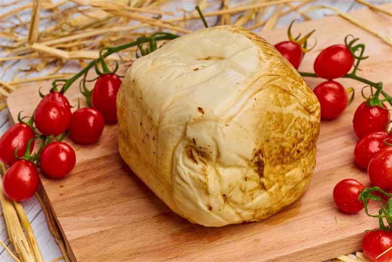 Provola affumicata di Agerola kg. 1